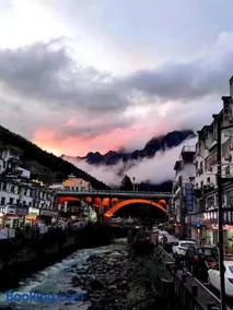Huang Mountain Wangfeng Hotel - Image 1