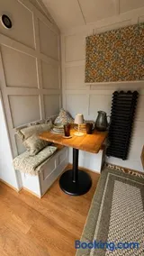 Little Orchard Retreats - Image 2