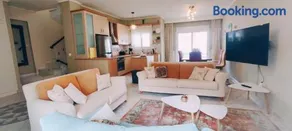 Peaceful living, The Golden Guest House - Image 1