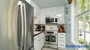 Serenity on Southard by Last Key Realty - Image 4