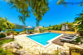 Villa Apanemia - Image 1