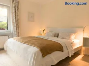 Ferienwohnung Märchenhain am Mittelrhein - Top-Lage mit Rheinblick, Terrasse & Garten, 2 Schlafzimmer und 2 Bäder - Image 1