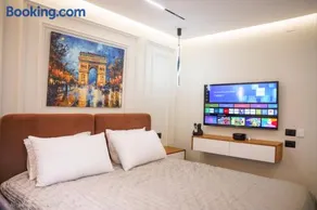 Cuzi House - Image 3