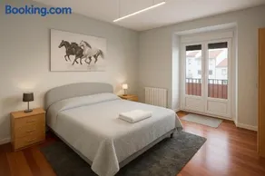 Apartamento en el centro de 2 hab. y 2 baños. - Image 4