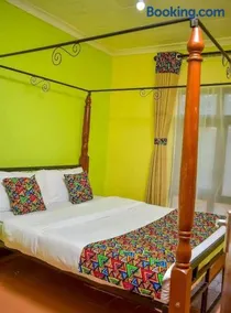 Nyokal Travellers Inn - Image 2