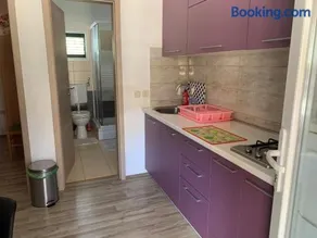 Sunny Side Apartments - Image 3