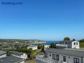 Bayview Holiday Home - Image 1