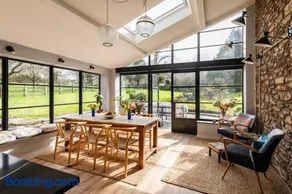 Lavish Farmhouse with Private Lake & Gardens - Image 1