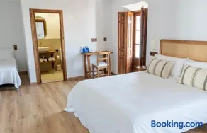 La Casa de Villanueva - Image 2