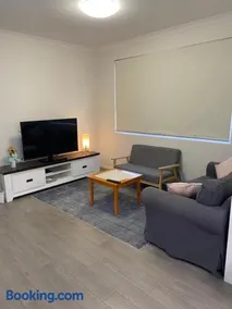 The Happy Delightful Home - Entire 2 Room Apartment - Image 5
