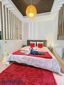 Love Room avec jacuzzi & lit King Size - Image 2