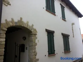 Conte Caramelli Apartment - Image 1