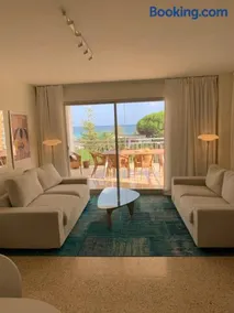 EPIS - large luxury apartment with sea view - Image 1