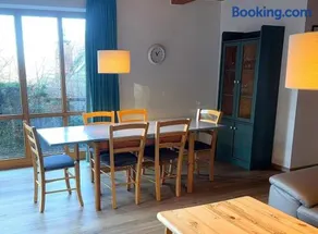 Familienfreundliches wunderschönes Ferienhaus mit Terrasse und Grill - Image 2