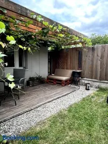 Privat Vcelka - Image 1