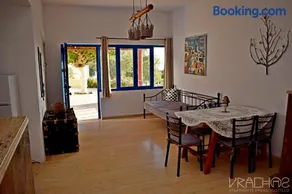 Vrachos Apartments - Image 2