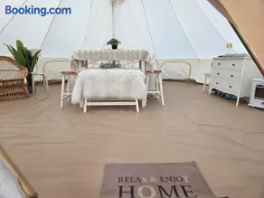 Tipi Glamping Naturcamping in der Seenplatte inklusive Strom- Dixi-WC!! #Mecklenburg-Vorpommern - Image 2