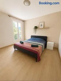 Le jardin secret au coeur du village - Image 2