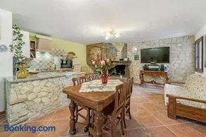 Bruna's House - Image 3