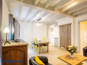 Maison paisible avec terrasse et jardin proche sites préhistoriques - Image 3