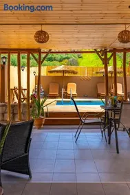 Countryhouse Villa with pool & private parking - Image 1