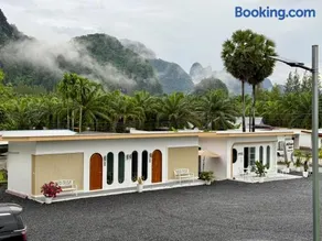 Farinda Resort - Image 1