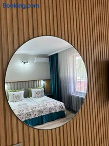 Family Hotel Neliya - Image 4