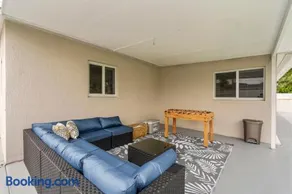 Miami Japandi Style Pool - BBQ - Image 2