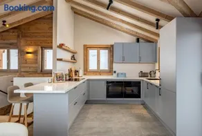 Chalet Montâme - Modern luxury in the Swiss Alps - Image 4