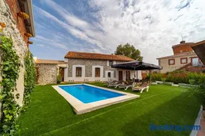 La Casa de Mi Madre casa rural con piscina - Image 1
