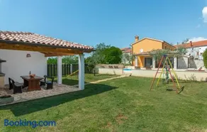 Spacious Four-Bedroom Villa Marija Kloštar - Image 4