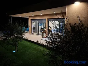 Vila Mila Private Pool Retreat - Image 4