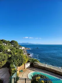Elegant Villa in Cap d'Antibes - Image 2