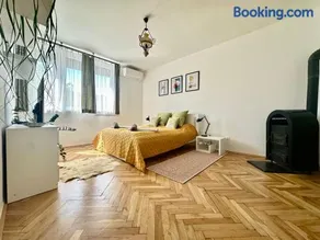 Casa Viola - Image 1