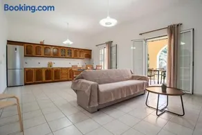 Giannis Holiday House 2 - Image 2