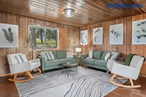Hottub Hideaway: Firepit; Sauna; Views; Wildlife - Image 4