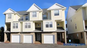 Townhouse On Myrtle - Image 1