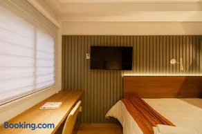 Staycy Pinheiros - Image 5