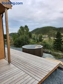 Nyoppført hytte med mulighet til å leie badestamp - Image 4