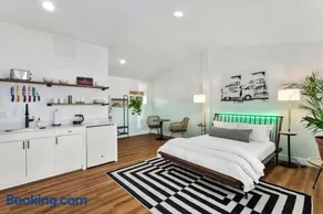 Kukuipalaoa Studio suite.nui - Image 1
