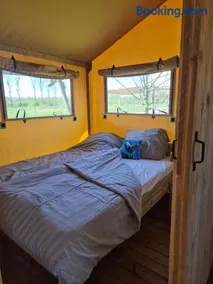 De Hazelaarshof Luxe glampingtent bij natuurgebied De Millingerwaard - Image 4