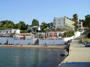 Villa Galanis by the sea - Image 2