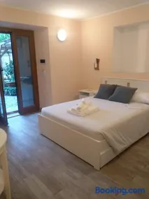 Glam Resort Villa Maria Luigia - Image 4