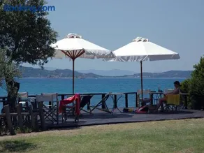 Skites Hotel Bungalows - Image 2