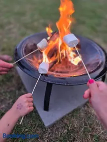 Readers Field Glamping - Image 2