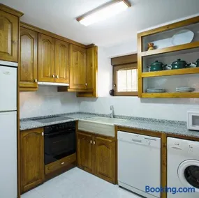Apartamentos Casa Buisan - Image 2