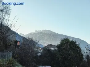 Mountain View - Image 1