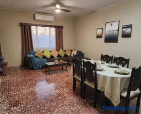 Casa en Tela, Aire Acondicionado, 3 Hab, 4 camas, Hasta 8 Personas - Image 5