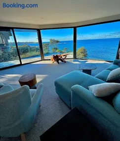 Ocean view home South Coogee - Image 2