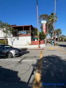 El Rio Motel - Image 1